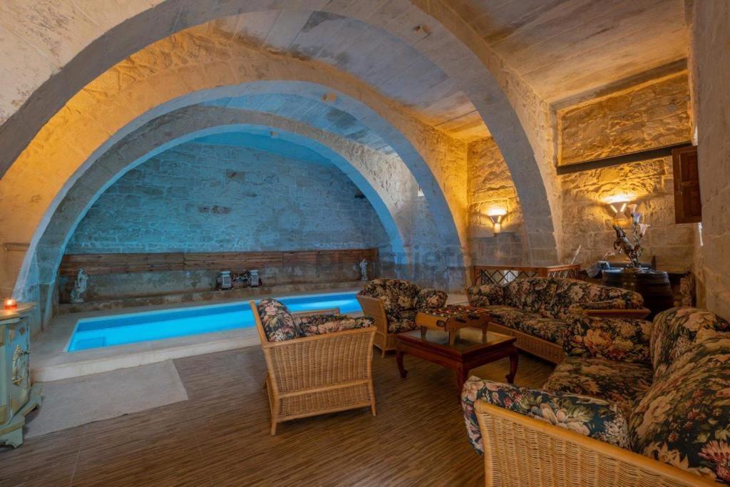 Vintage Farmhouse Qormi Экстерьер фото